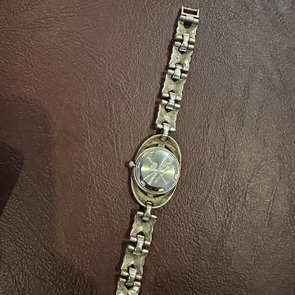 Authentic silver strap watch - Picture 4 of 6